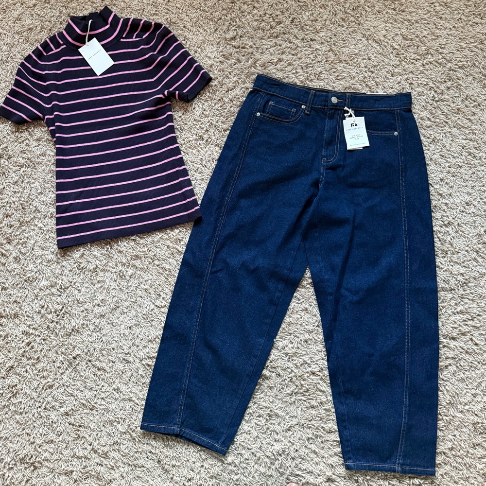 Free Assembly Barrel Ankle Jeans Size: 2 And Mock Neck Sweater Size: XS (0-2)